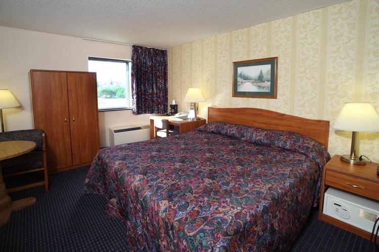 Barker's Island Inn Resort