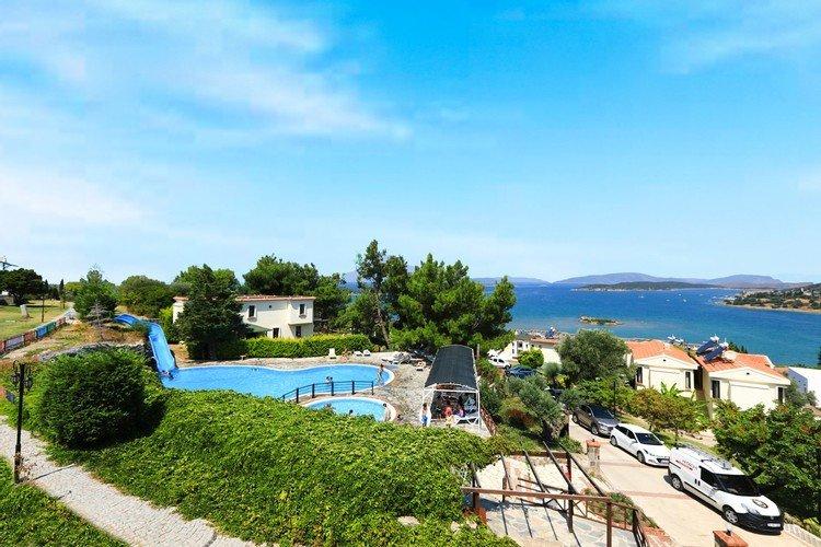 Cesme Inn Garden