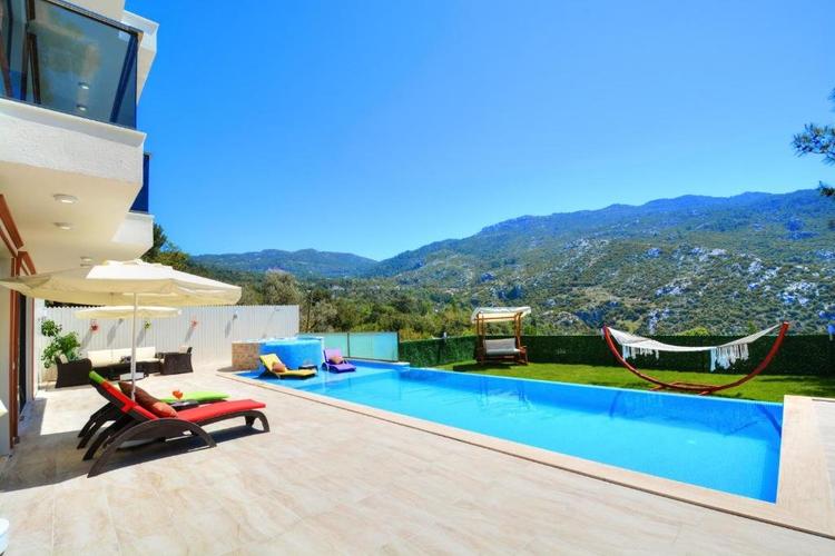 Villa Saltanat