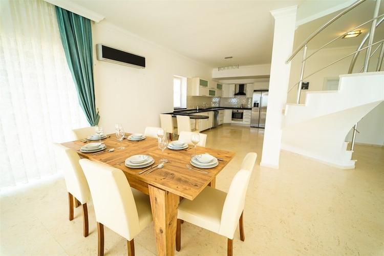 Dreamland Villa