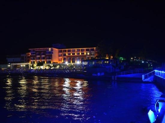 Gaia Beach Hotel