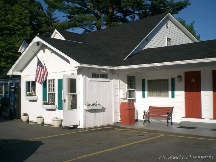 Pilgrim Inn & Cottages