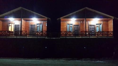 Aslan Apart Evleri