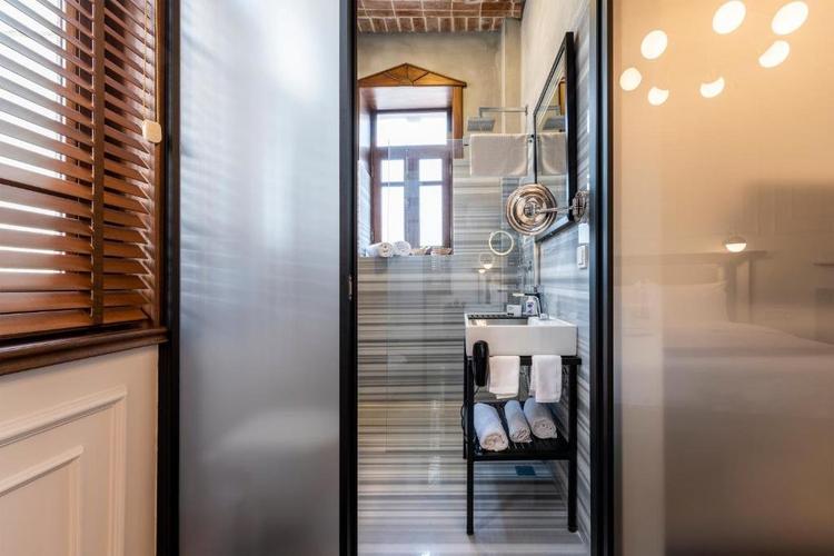 Peranox Boutique Hotel