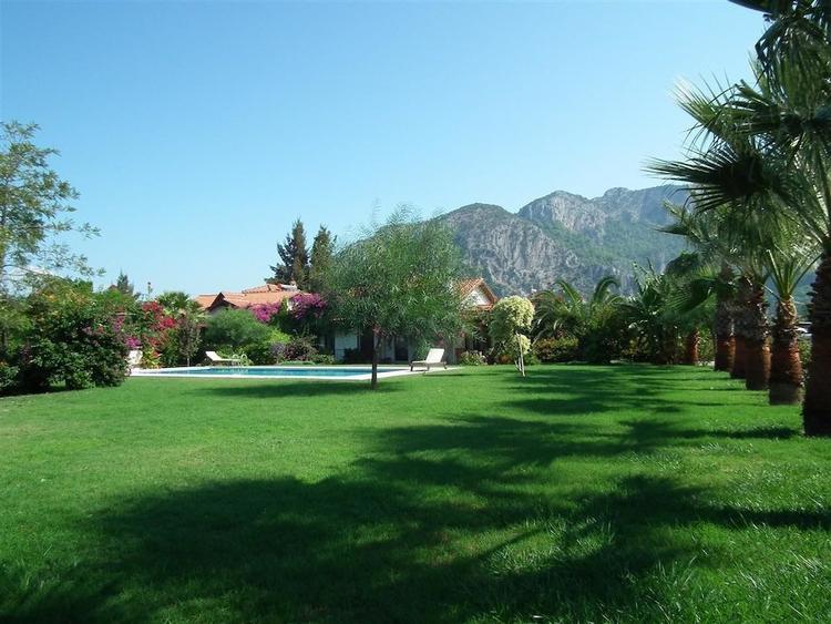 Villa Nazli