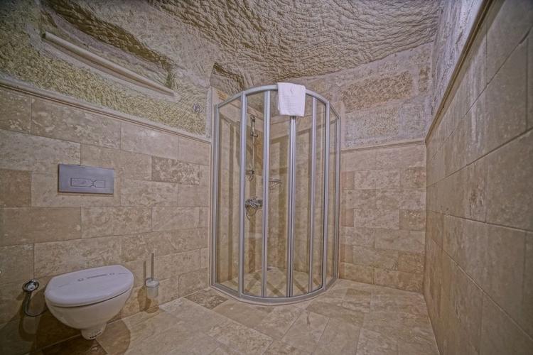 Naraca Cave House