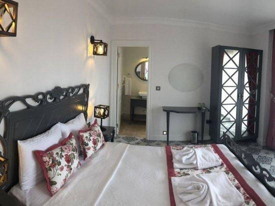 Cunda Pusula Otel