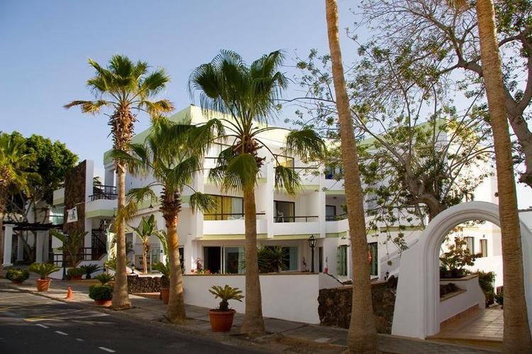 Aparthotel Esquinzo Y Monte del Mar