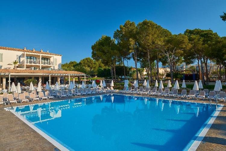 Protur Floriana Resort Aparthotel