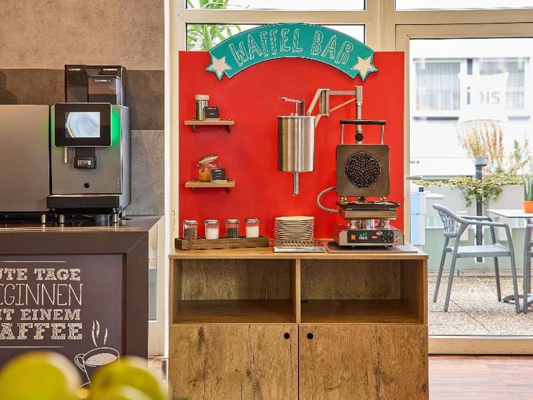 ibis Duesseldorf Hauptbahnhof