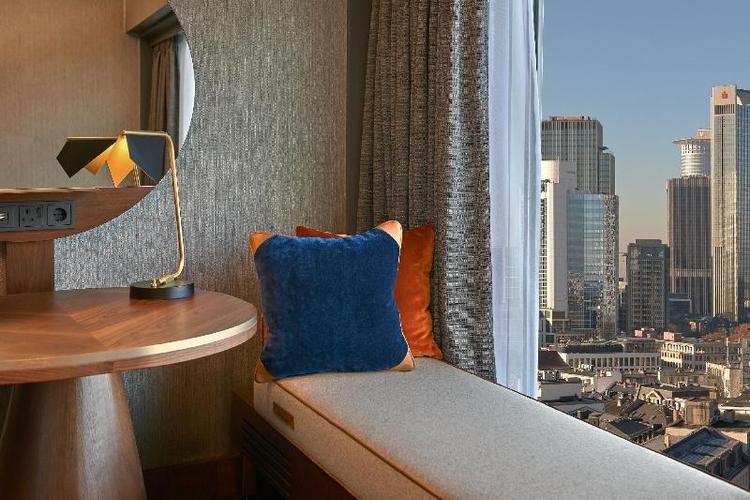 Hilton Frankfurt City Centre