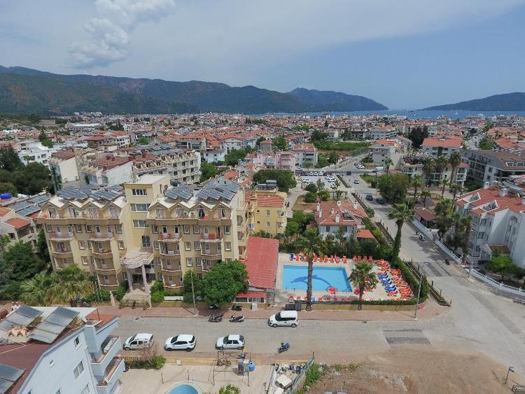 Albatros Apartments