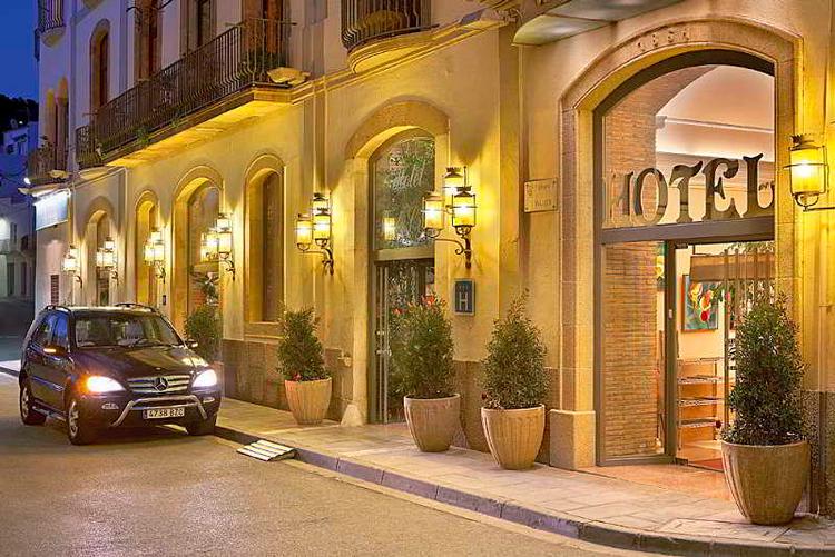 Porto Cristo Hotel