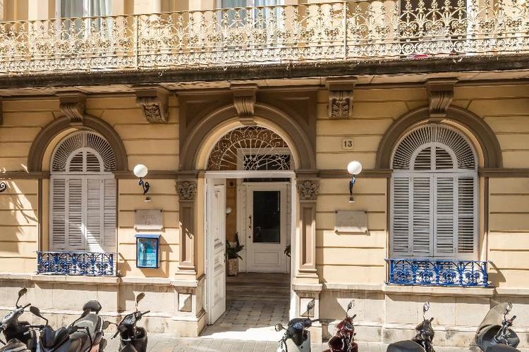 Hotel Medium Renaixença