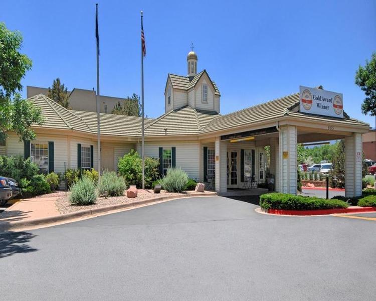 Quality Inn & Suites Garden of the Gods