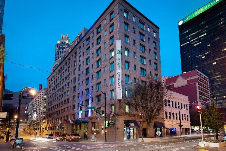 Holiday Inn Express & Suites Atlanta Downtown