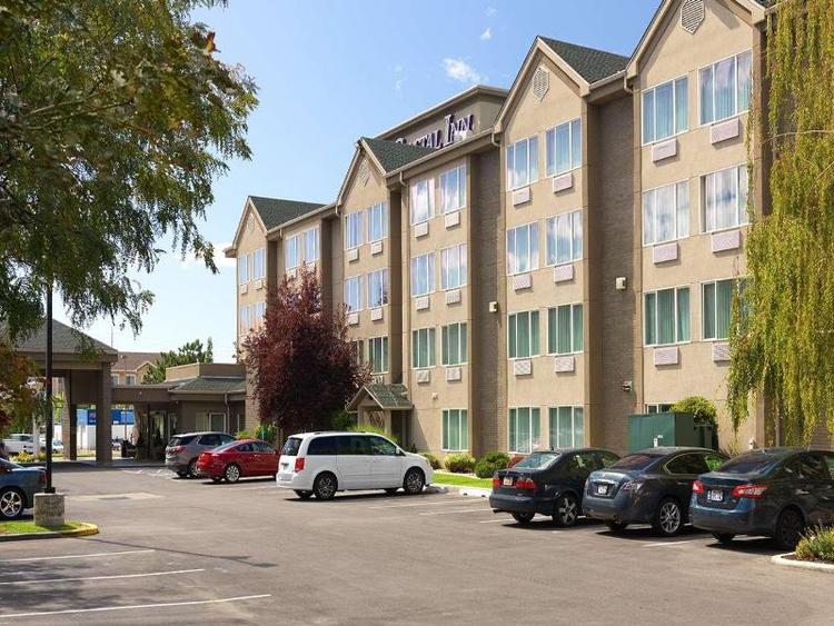 Crystal Inn Hotel & Suites
