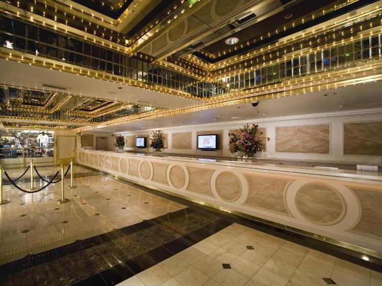 Four Queens Hotel & Casino