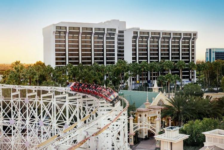 Disney's Pixar Place® Hotel 