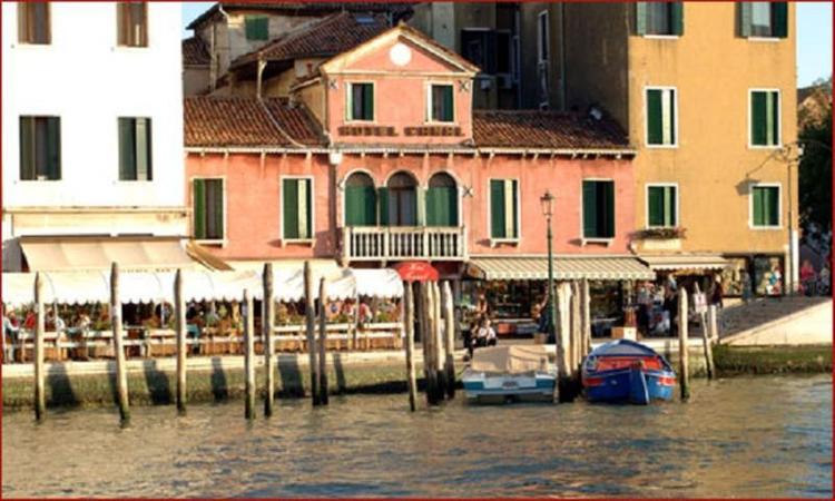 Hotel Canal