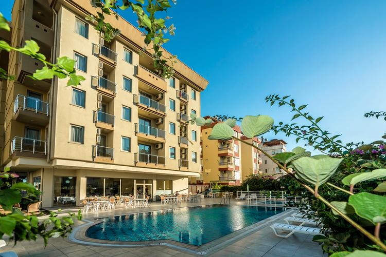 Santa Marina Hotel
