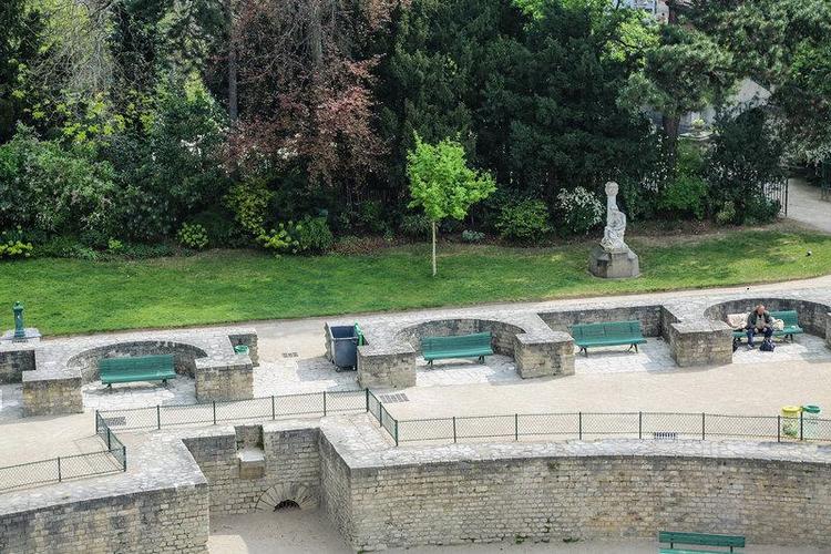 Des Arenes