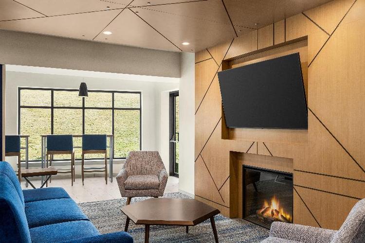 Holiday Inn Express & Suites East Greenbush