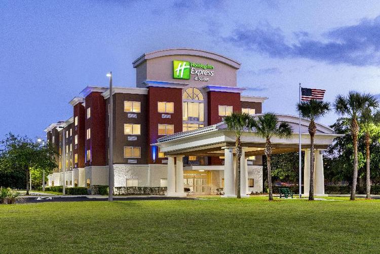 Holiday Inn Express Ft. Pierce Turnpike I-95