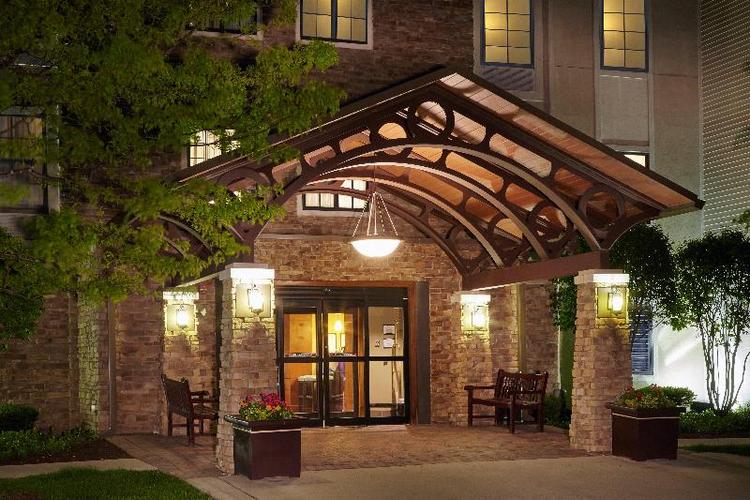 Staybridge Suites Glenview