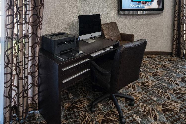 Holiday Inn Express Hotel & Suites Santa Clara