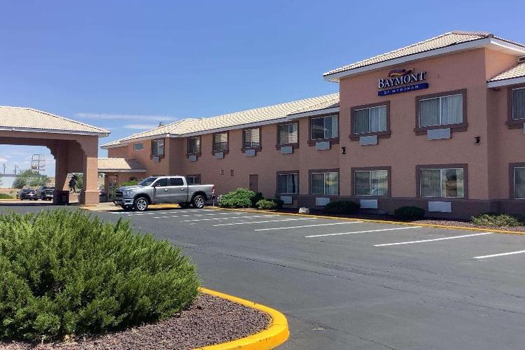 Baymont Inn & Suites by Wyndham Holbrook