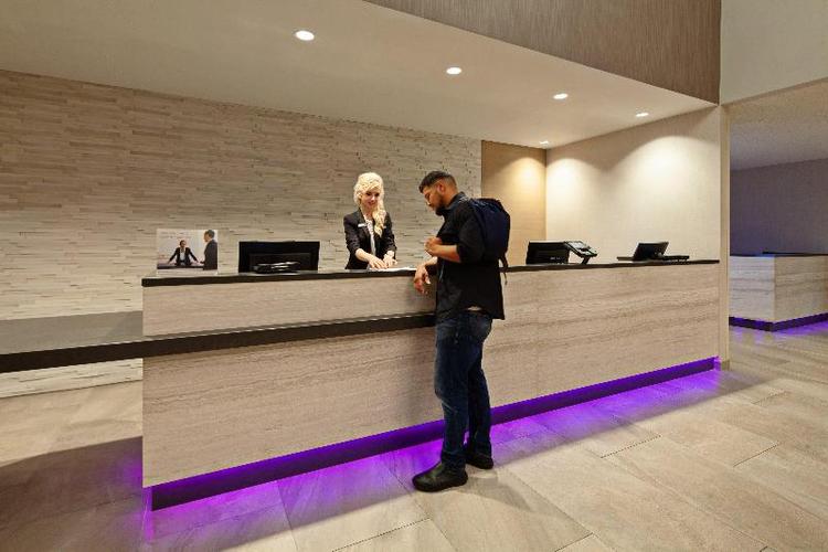 Crowne Plaza Silicon Valley N - Union City