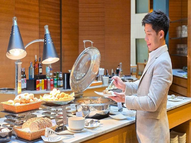 Crowne Plaza Bangkok Lumpini Park