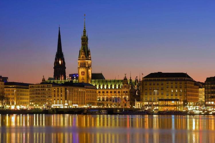 NH Collection Hamburg City