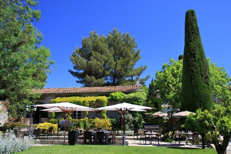De Mougins