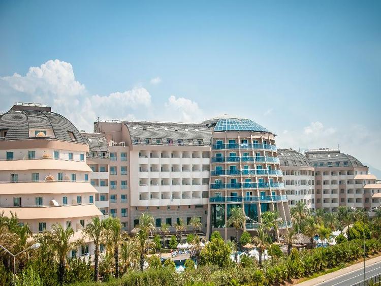 Long Beach Resort & Spa Deluxe