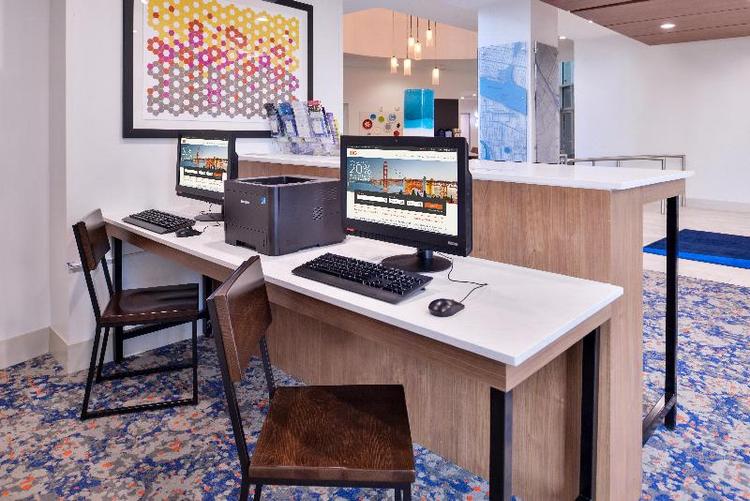 Holiday Inn Express New Orleans - Arts District