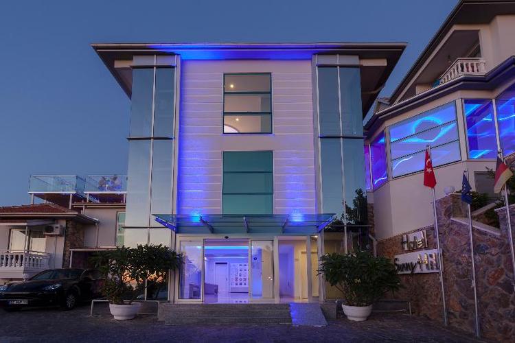 Sunny Hill Alya Hotel