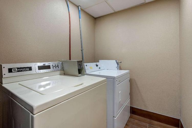 Comfort Inn South Downtown