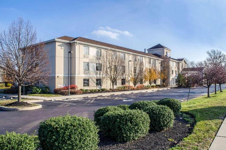 Sleep Inn & Suites