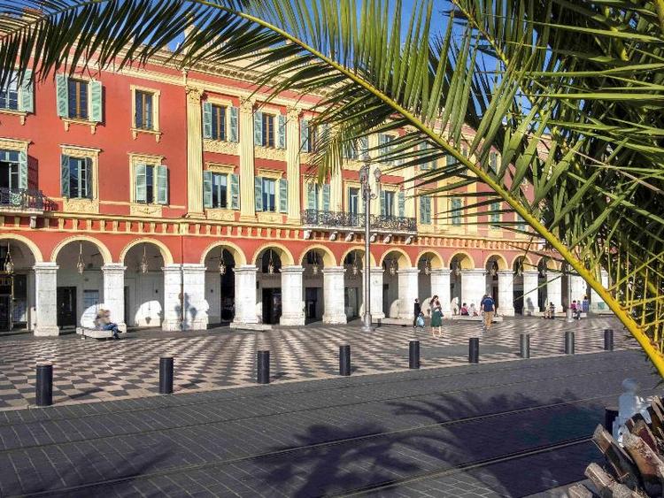 Mercure Nice Marche aux Fleurs oteli