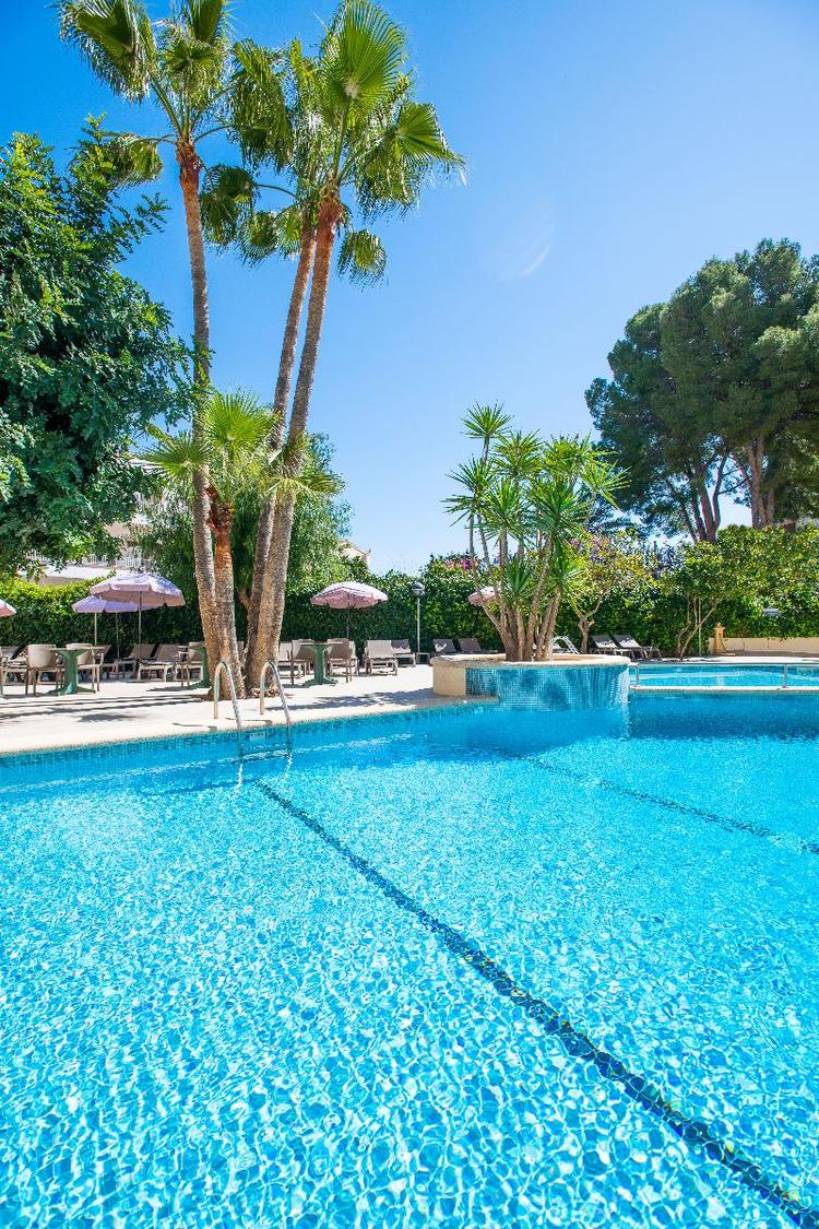 Flor los Almendros Hotel