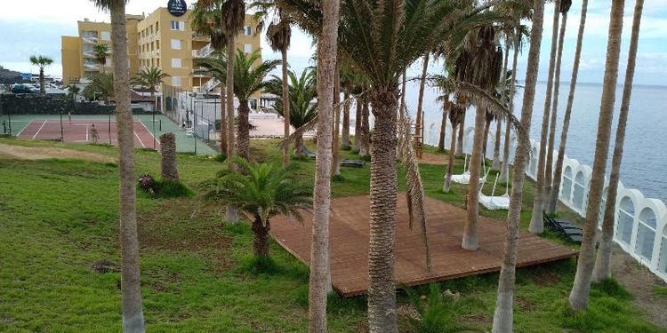 Atlantic Holiday Hotel