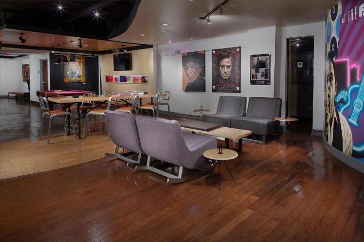 Aloft Nashville West End