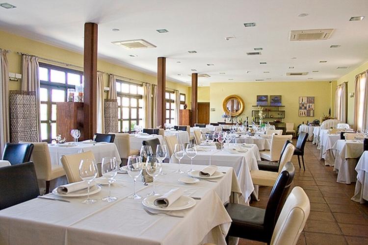 Villa Nazules Hipica & Spa