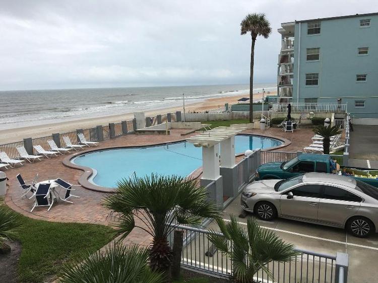 Days Inn by Wyndham Ormond Beach Mainsail Oceanfrt