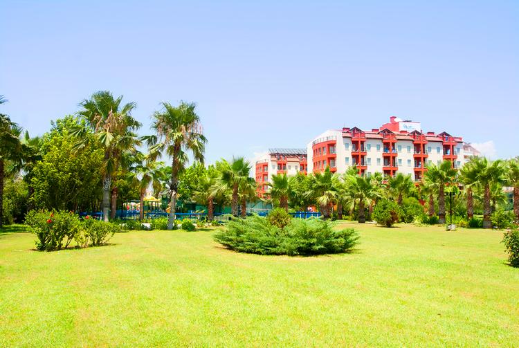 Royal Atlantis Beach