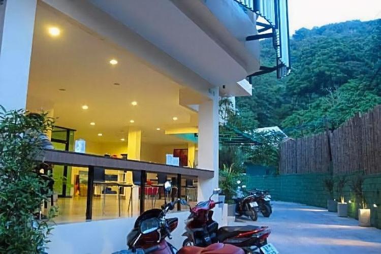 The Wave Hotel Patong Sha