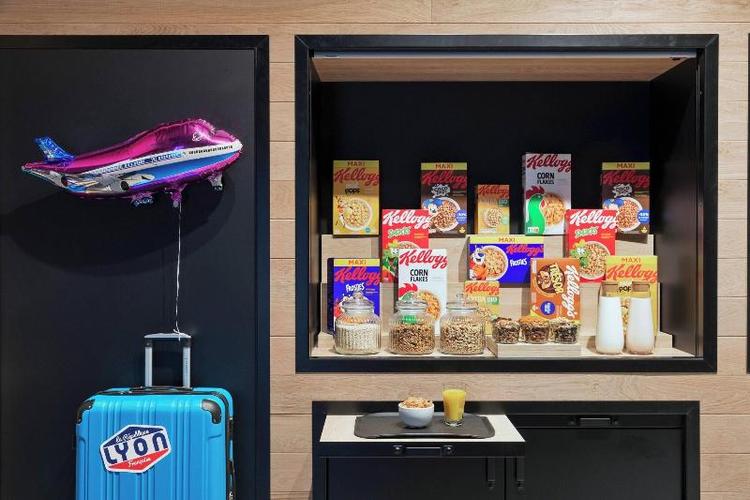 Moxy Lyon Airport