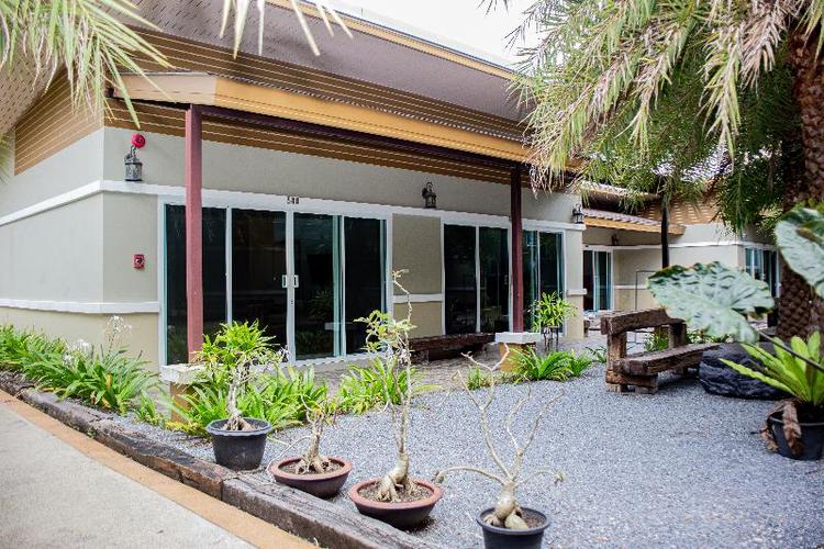 Saline Hot Spring Resort